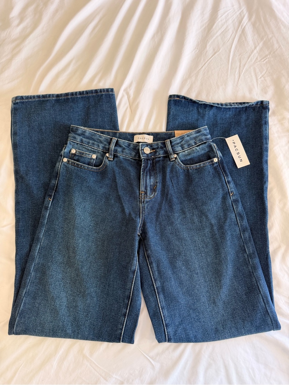 PacSun Women's Wide Leg Jeans in Medium Blue Denim